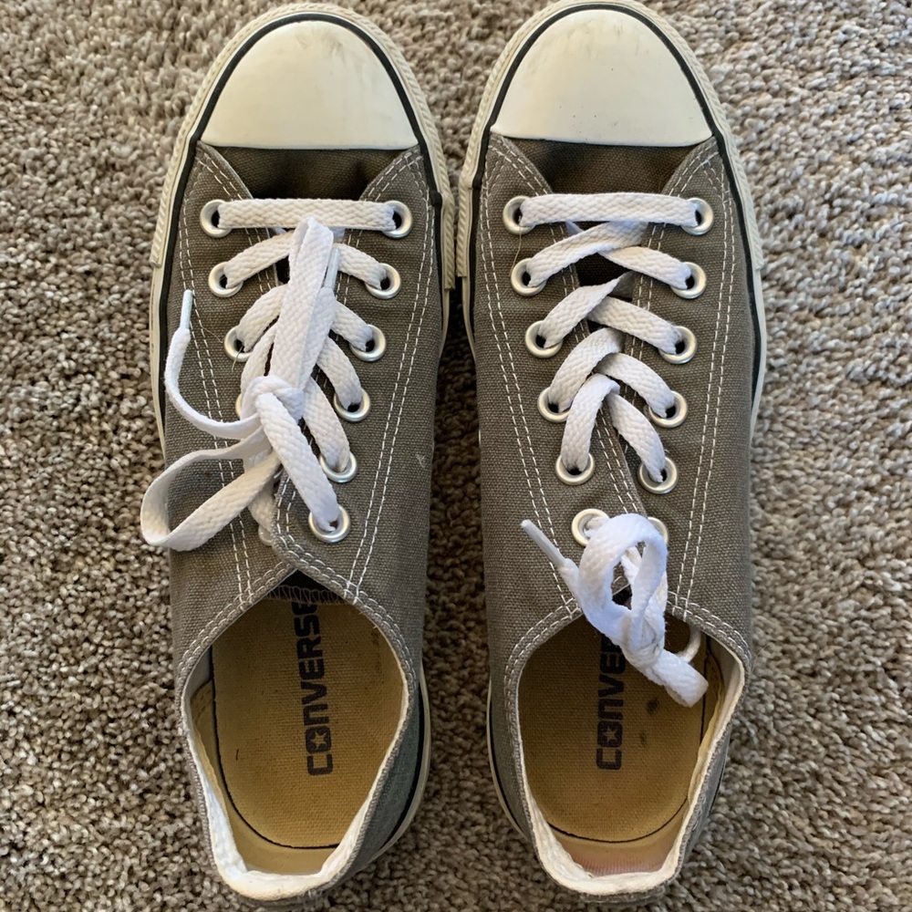 Grey converse